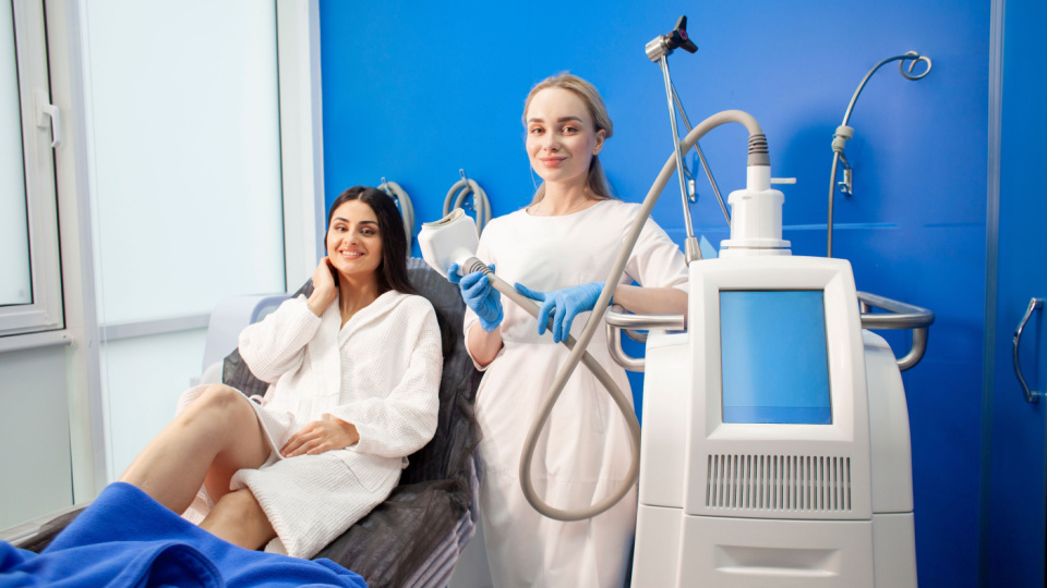 Yakınımdaki CoolSculpting