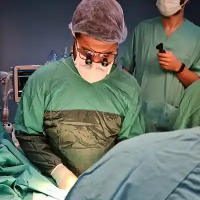 dr-ugur-celik-plastic-surgeon-specialist-istanbul-turkey